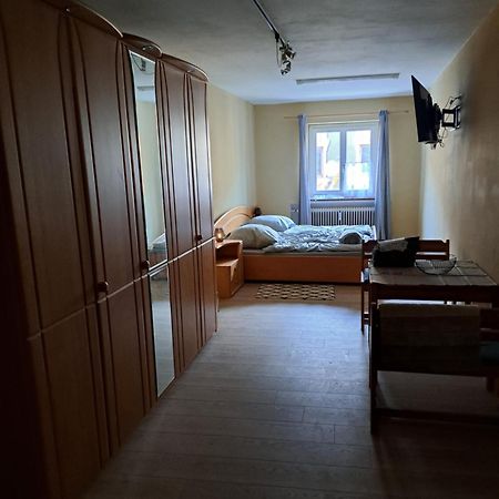 Trixis Bed and Breakfast Mittenwald Exteriör bild