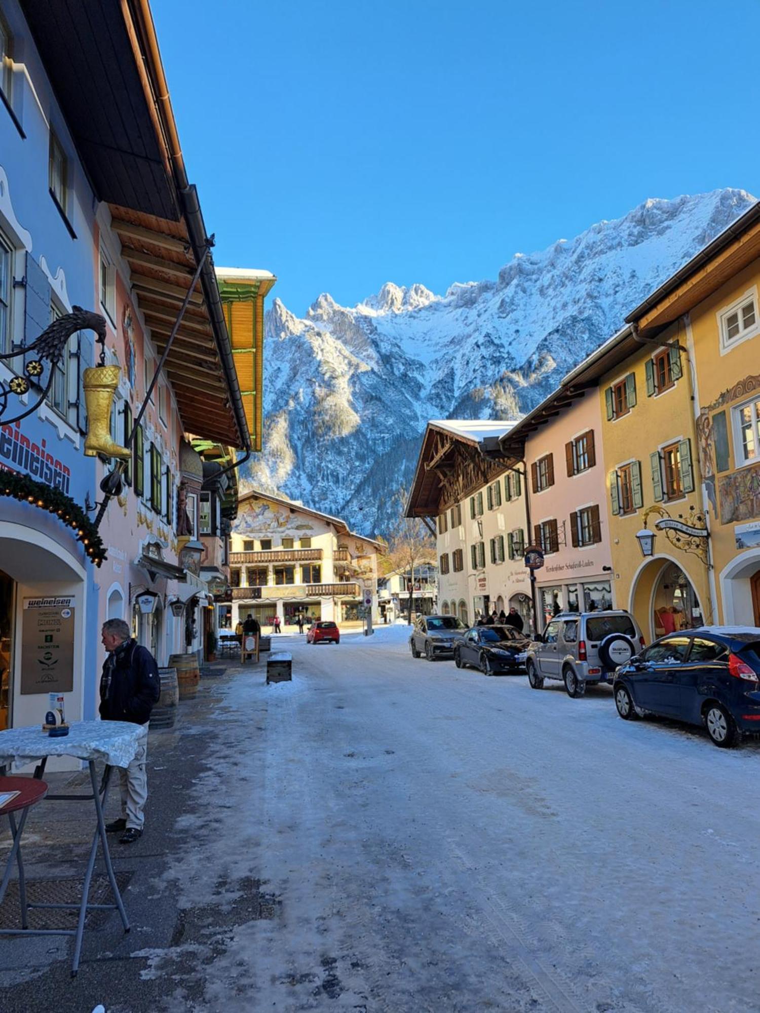 Trixis Bed and Breakfast Mittenwald Exteriör bild